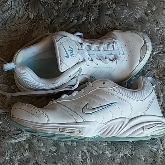 Nike Other - Nike leather Rolling Rail walking shoes trainers